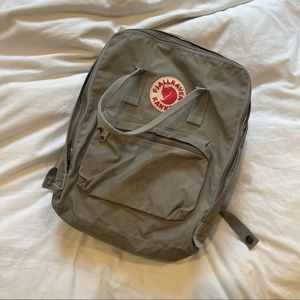 grey fjallraven kanken